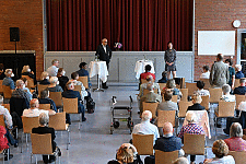 Bürger:innen-Versammlung in Horn-Lehe im April 2022.