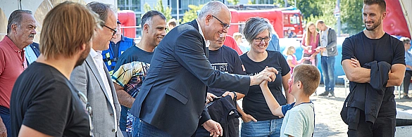 Bürgermeister Andreas Bovenschulte beim Hüttenfest von Arcellor Mittal Bürgermeister Andreas Bovenschulte beim Hüttenfest von Arcellor Mittal