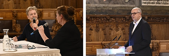 Der Ehrengast Ulrike Draesner (links), eine der profiliertesten Schriftstellerinnen der deutschsprachigen Literatur und Moderatorin Silke Behl sprechen vor dem Publikum über ihr neues Buch Die Verwandelten.  Der Ehrengast Ulrike Draesner (links), eine der profiliertesten Schriftstellerinnen der deutschsprachigen Literatur und Moderatorin Silke Behl sprechen vor dem Publikum über ihr neues Buch Die Verwandelten.