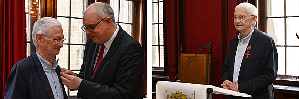 Bürgermeister Andreas Bovenschulte überreicht Hermann Kuhn die Urkunde zum Bundesverdienstkreuz. 