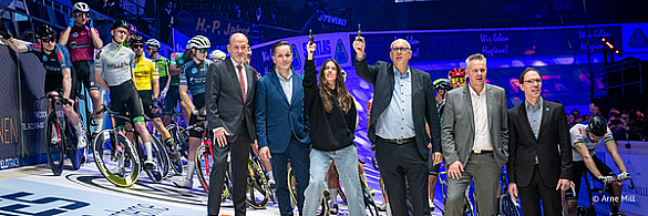 Bürgermeister Andreas Bovenschulte eröffnet die Bremer Sixdays