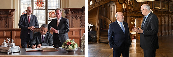 Linkes Foto: Eintrag ins Goldene Buch. Personen (v.l.): Bürgermeister Andreas Bovenschulte; S.E. Herr Fekadu Beyene Ayana, Botschafter der Demokratischen Bundesrepublik Äthiopien; Honorarkonsul Thomas Gerkmann.  Rechtes Foto: Botschafter Ron Prosor und Bürgermeister Andreas Bovenschulte in der Oberen Rathaushalle. Linkes Foto: Eintrag ins Goldene Buch. Personen (v.l.): Bürgermeister Andreas Bovenschulte; S.E. Herr Fekadu Beyene Ayana, Botschafter der Demokratischen Bundesrepublik Äthiopien; Honorarkonsul Thomas Gerkmann.  Rechtes Foto: Botschafter Ron Prosor und Bürgermeister Andreas Bovenschulte in der Oberen Rathaushalle.