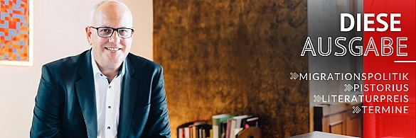 Bürgermeister Andreas Bovenschulte sitzt am Schreibtisch Bürgermeister Andreas Bovenschulte sitzt am Schreibtisch