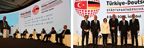 Bürgermeister Andreas Bovenschulte bei der der Deutsch-Türkischen Städtepartnerschaftskonferenz in Istanbul. Bürgermeister Andreas Bovenschulte bei der der Deutsch-Türkischen Städtepartnerschaftskonferenz in Istanbul.