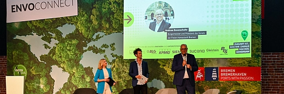 Bürgermeister Bovenschulte (rechts) bei der Eröffnung des Kongresses.