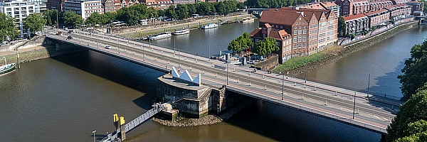Luftbild der Bürgermeister-Smidt-Brücke.