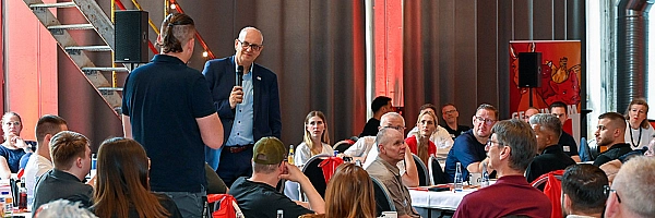 Bürgermeister Andreas Bovenschulte bei der Betriebsräte-Auftaktkonferenz.