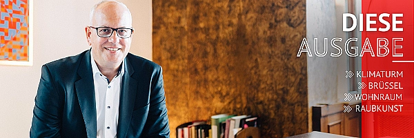 Bürgermeister Andreas Bovenschulte sitzt am Schreibtisch.