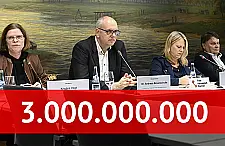 Kristina Vogt, Andreas Bovenschulte, Maike Schaefer und Dietmar Strehl verkünden das 3-Milliarden-Euro-Paket