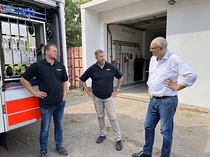 Nur eine von mehreren Stationen: Bürgermeister Bovenschulte zu Besuch bei der Freiwilligen Feuerwehr Seehausen.