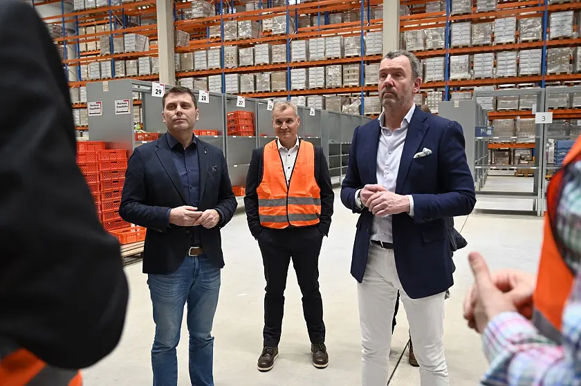 Sie wollen die Zukunft der Lebensmittelversorgung in Dörfern revolutionieren: Norbert Hegmann, Gründer und Geschäftsführer; Frank Sahler, Leiter Marketing und Sales; Thorsten Bausch, Gründer und Geschäftsführer.